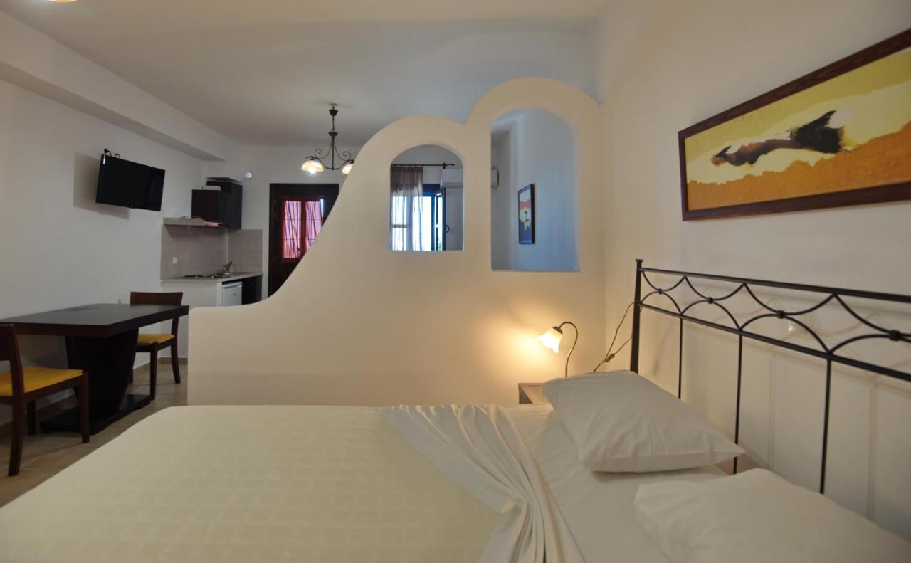 Yalis Hotel Votsi  ภายนอก รูปภาพ